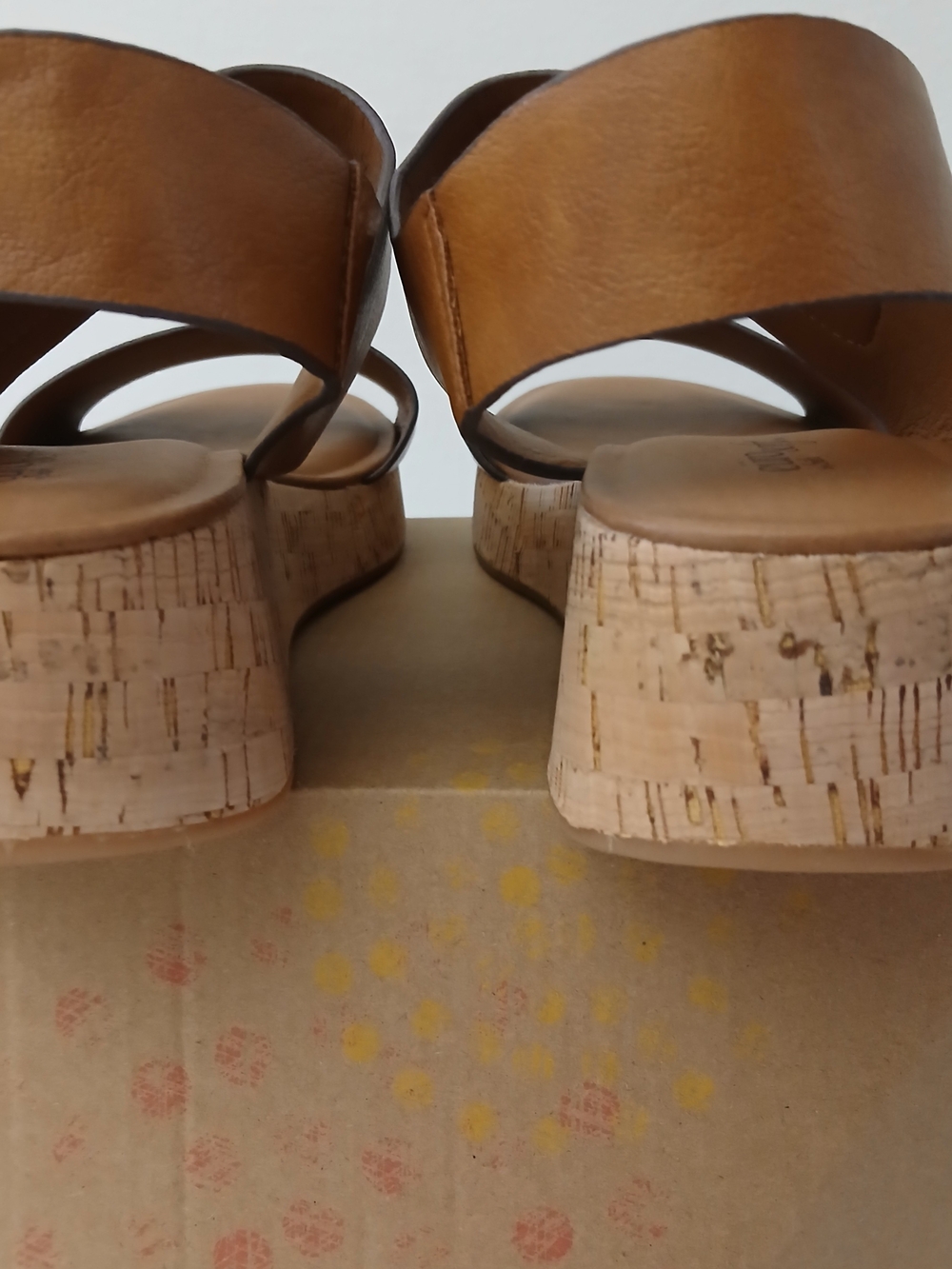 Euro soft Women’s Tan Cork Platform Sandals with Buckle Size 9.5M New $35 - Picture 10 of 10